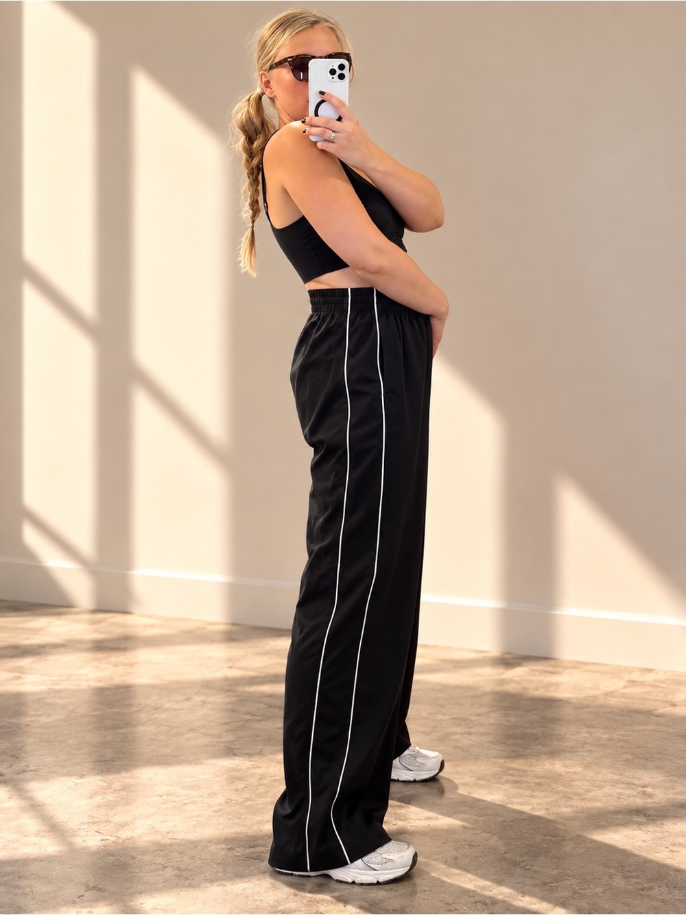 DSG Y2K Black Wide Leg Track Pants White Piping Size L